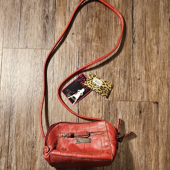 Tignanello Faux Leather Red Crocodile Print Crossbody Bag - Picture 1 of 7